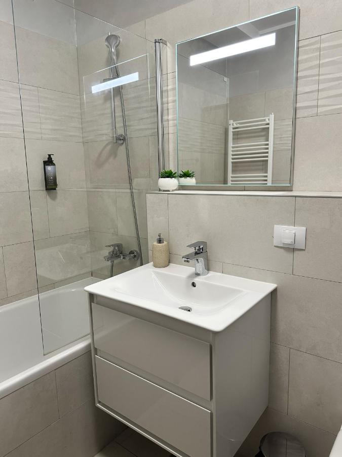 Koa - Urban Penthouse Apartment Brasov Ngoại thất bức ảnh