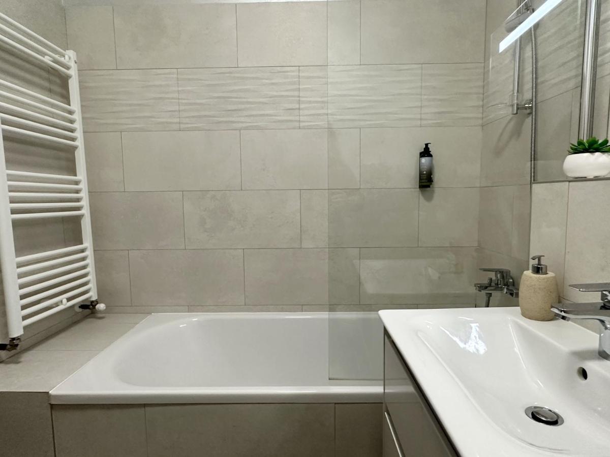 Koa - Urban Penthouse Apartment Brasov Ngoại thất bức ảnh